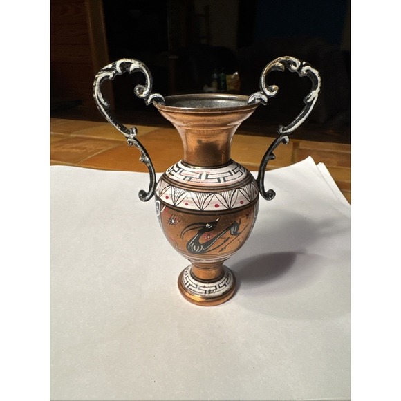 Vintage Hand Engraved Copper Greek Amphora Vase Made in Greece Twin Handle 6" - Picture 4 of 8